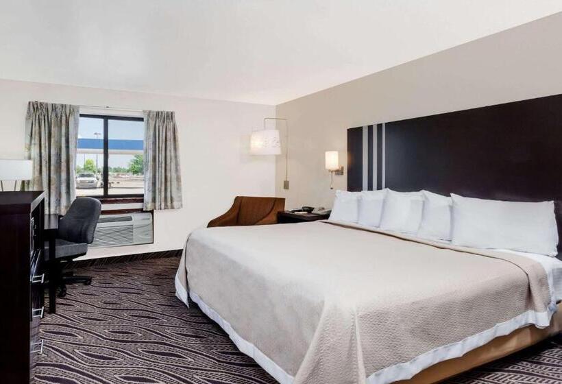 فندق Days Inn By Wyndham Dyersburg