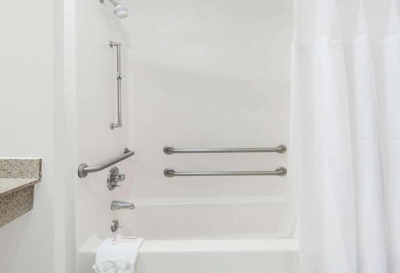 فندق Days Inn By Wyndham Dyersburg