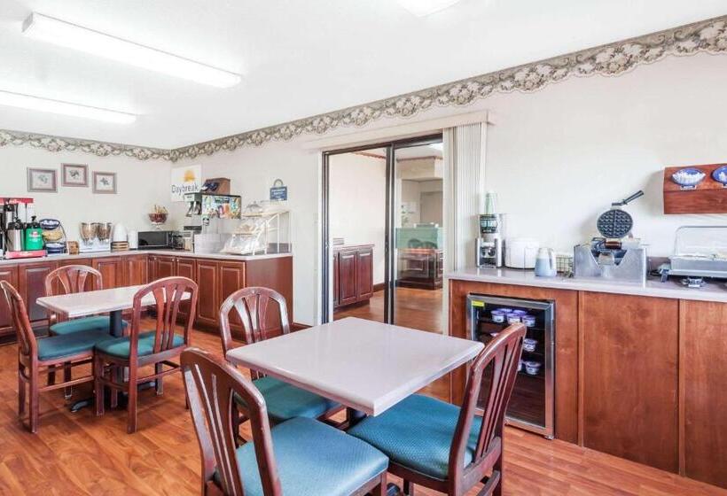 فندق Days Inn By Wyndham Dyersburg