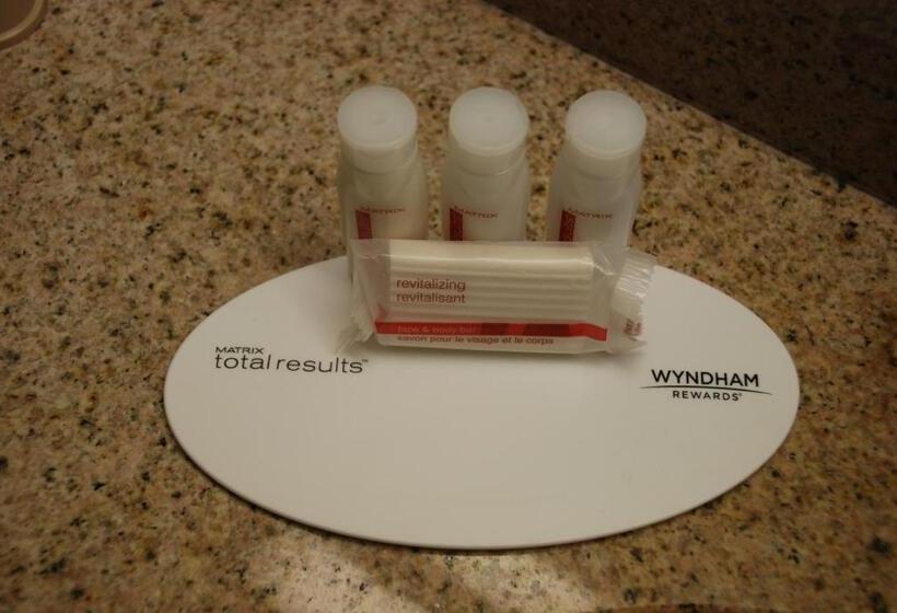 فندق Days Inn By Wyndham Dyersburg