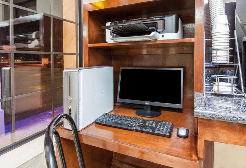 فندق Days Inn By Wyndham El Reno