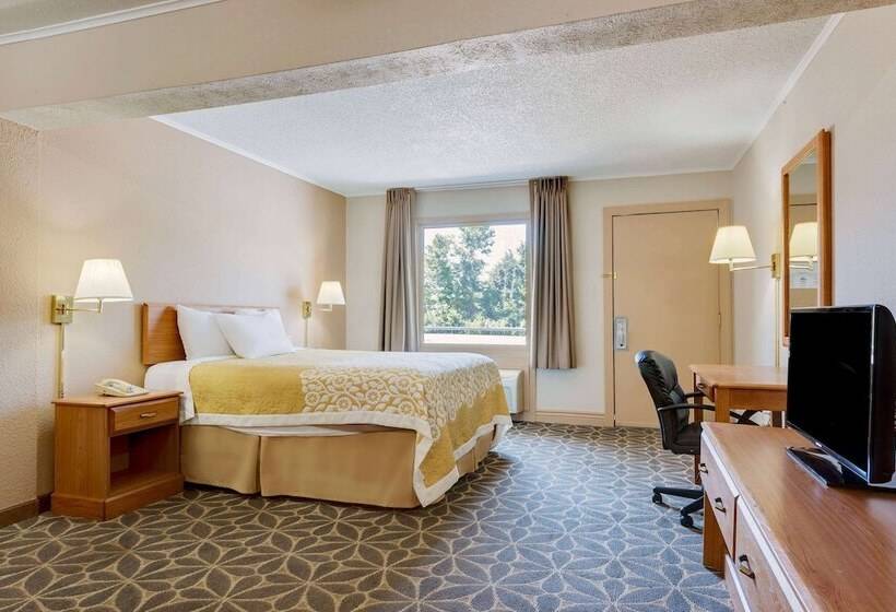 فندق Days Inn By Wyndham Fairmont