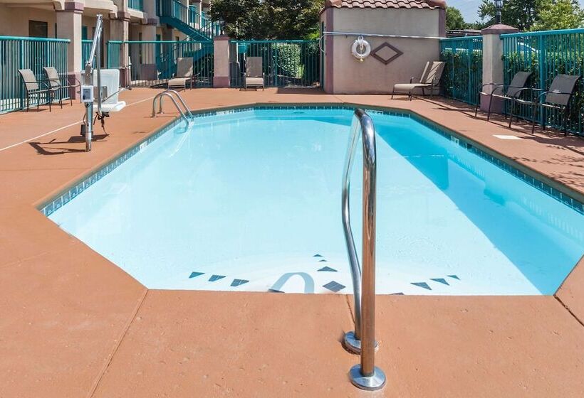 Отель Red Roof Inn Franklin, Tn