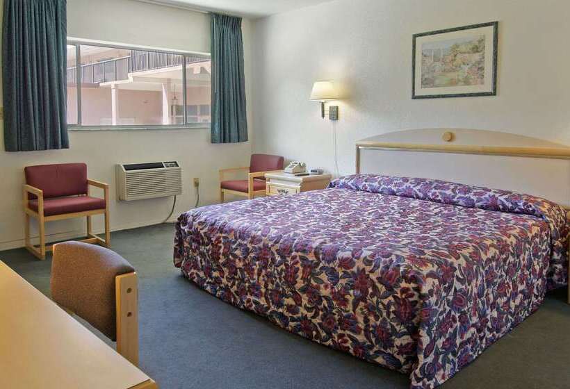 فندق Days Inn By Wyndham Gainesville University