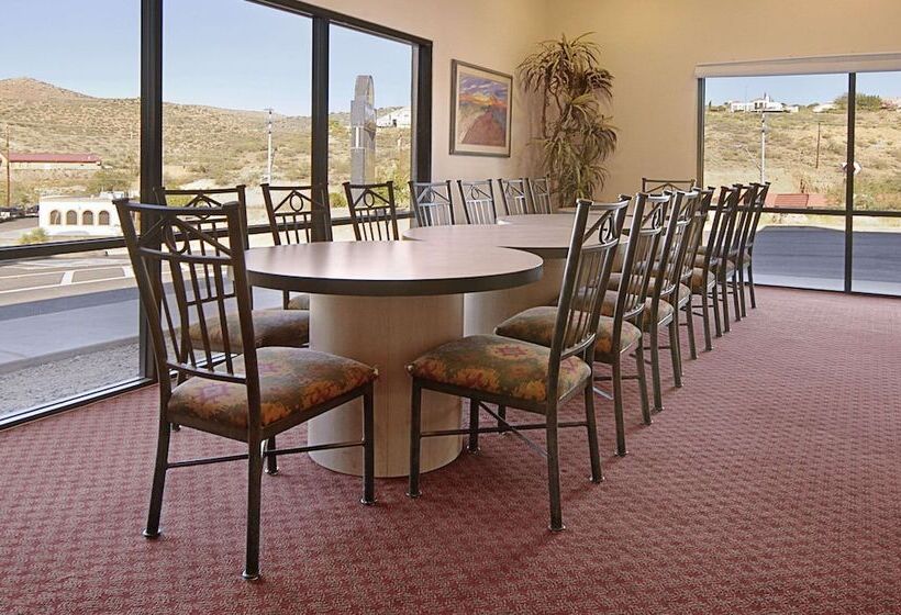 فندق Days Inn By Wyndham Globe