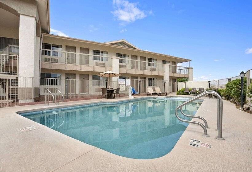 فندق Days Inn By Wyndham Globe