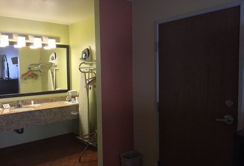 فندق Days Inn By Wyndham Globe