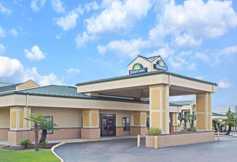 Отель Days Inn By Wyndham Hammond