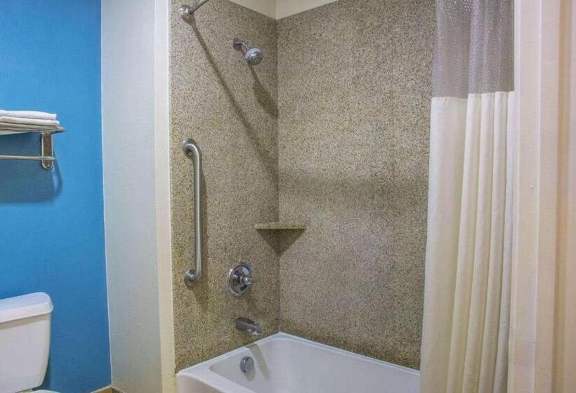 هتل Days Inn By Wyndham Humble/houston Intercontinental Airport