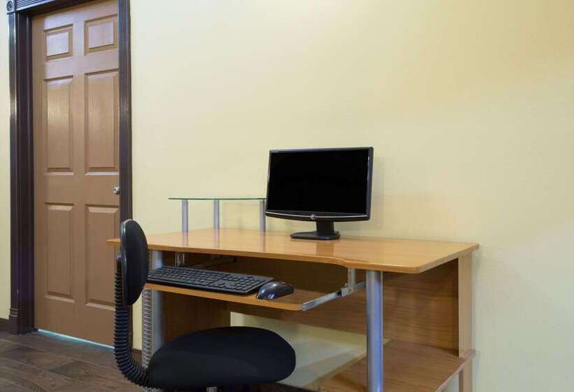 בית מלון כפרי Days Inn By Wyndham Hurricane/zion National Park Area