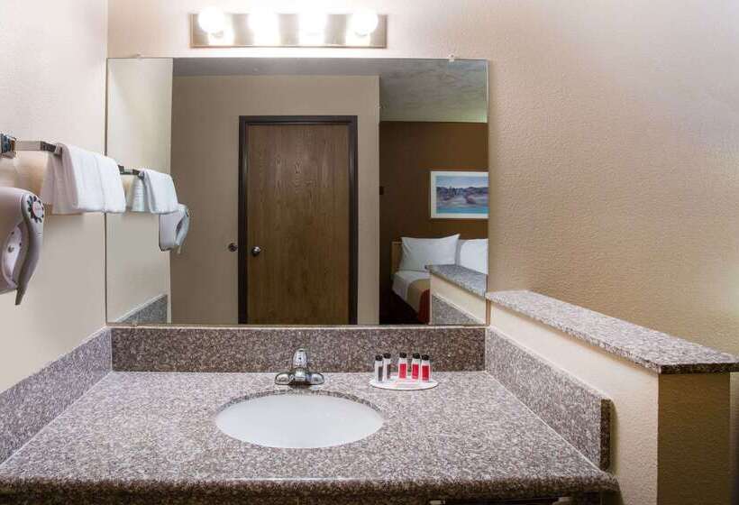 فندق Days Inn By Wyndham Hurricane/zion National Park Area