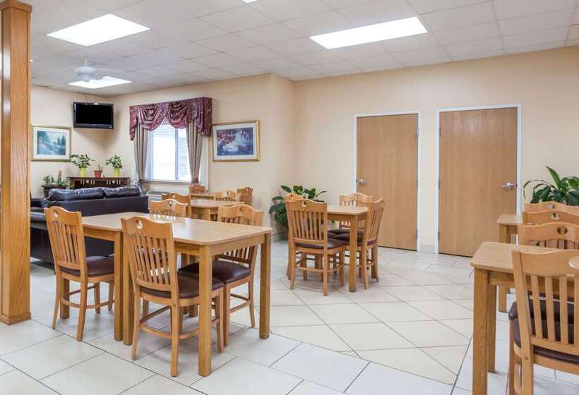 酒店 Days Inn By Wyndham Imlay City