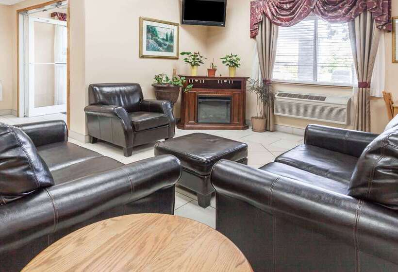 酒店 Days Inn By Wyndham Imlay City