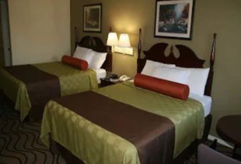 בית מלון כפרי Days Inn By Wyndham Kerrville