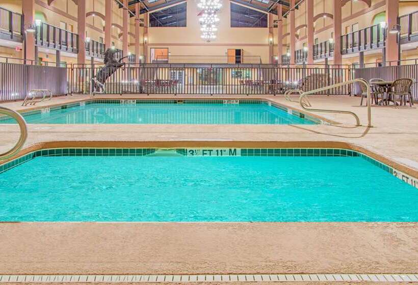 فندق Days Inn By Wyndham Lubbock South