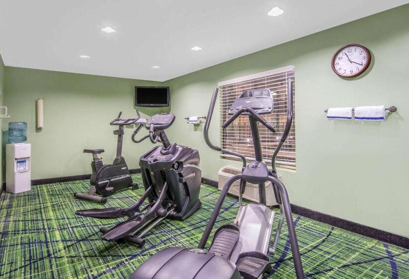 فندق Days Inn By Wyndham Lubbock South