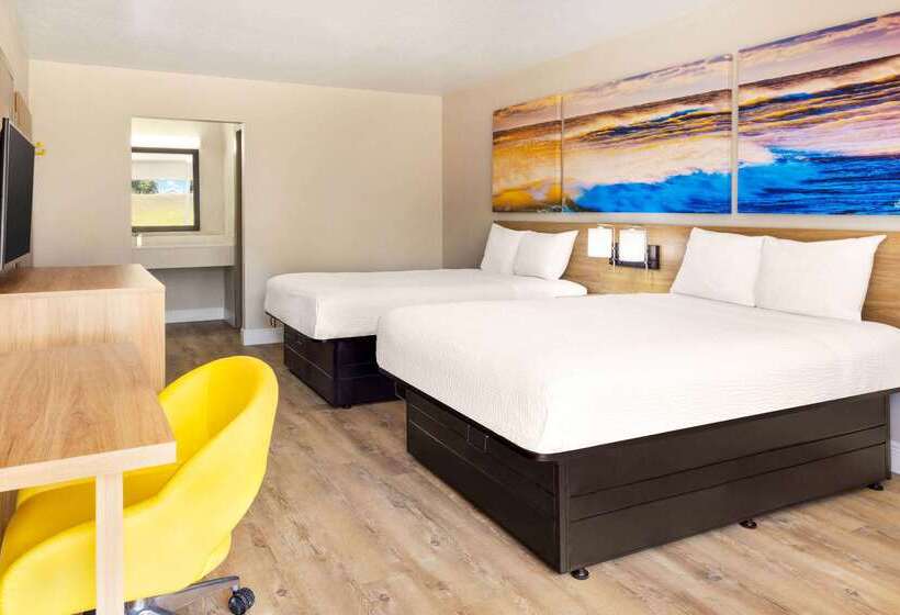 فندق Days Inn By Wyndham Mccomb Ms