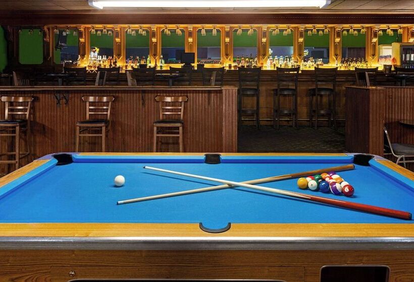 فندق Days Inn By Wyndham Mccomb Ms