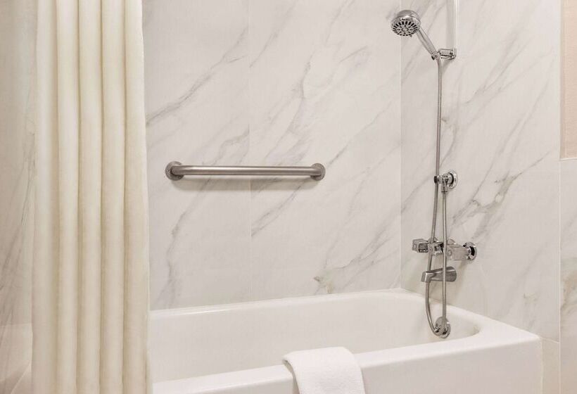 فندق Days Inn By Wyndham Mccomb Ms