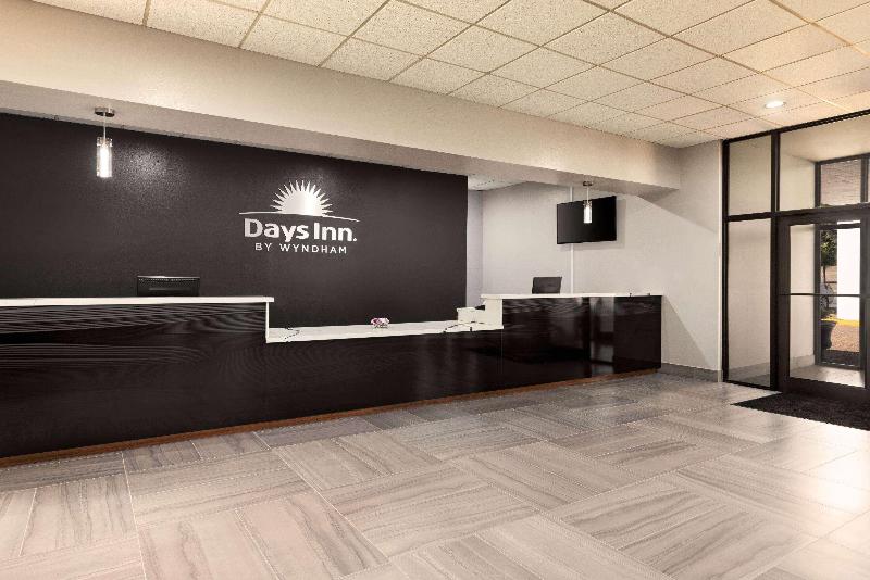 فندق Days Inn By Wyndham Mccomb Ms