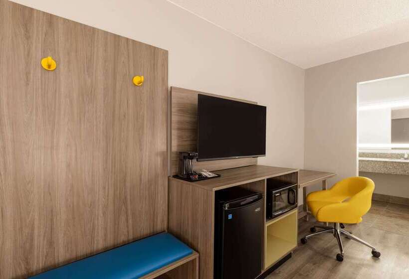 ホテル Days Inn By Wyndham Mooresville Lake Norman