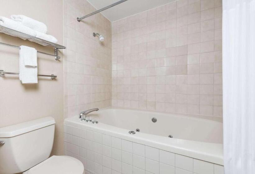 酒店 Days Inn By Wyndham New Market Battlefield