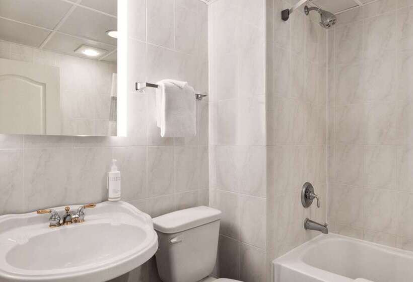 酒店 Days Inn By Wyndham Ocean City Oceanfront