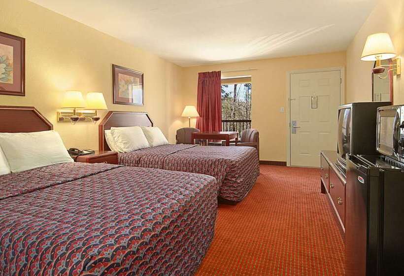 هتل Days Inn By Wyndham Ocean Springs