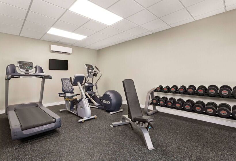 호텔 Days Inn By Wyndham Paris