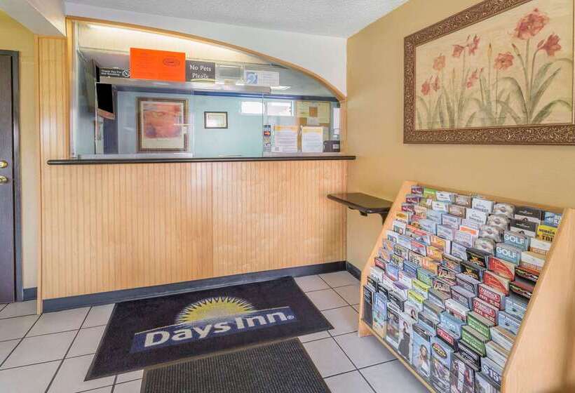 Отель Days Inn By Wyndham In San Bernardino