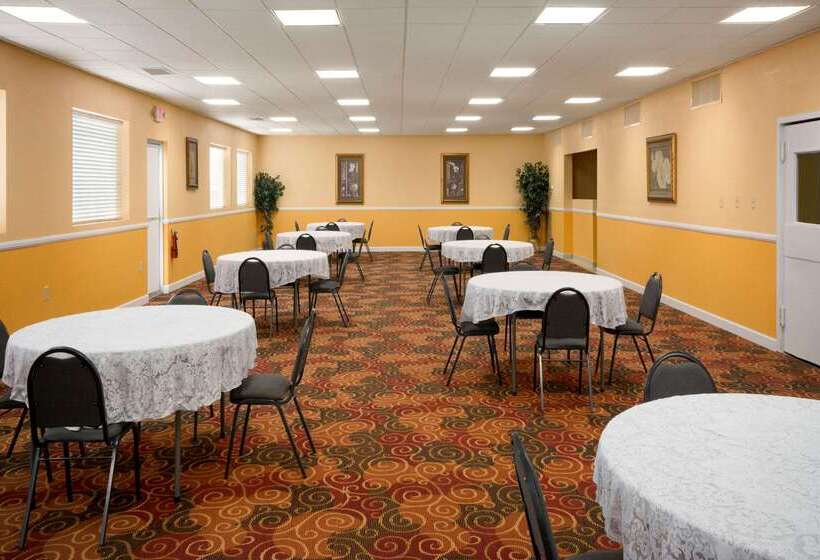 ホテル Days Inn By Wyndham Shelby