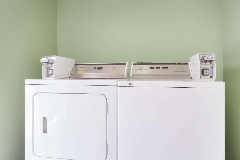 ホテル Days Inn By Wyndham Trenton