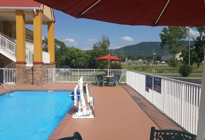 ホテル Days Inn By Wyndham Trenton