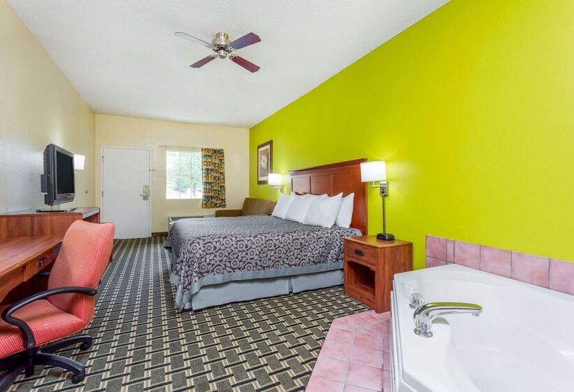 ホテル Days Inn By Wyndham Trenton