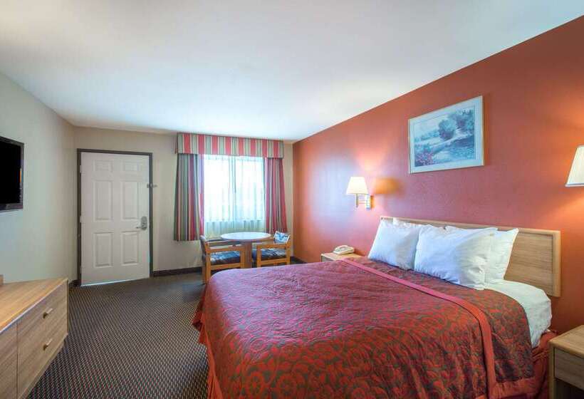 هتل Days Inn By Wyndham Tucson Airport