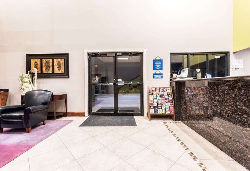 فندق Days Inn By Wyndham Waco Near Downtown University