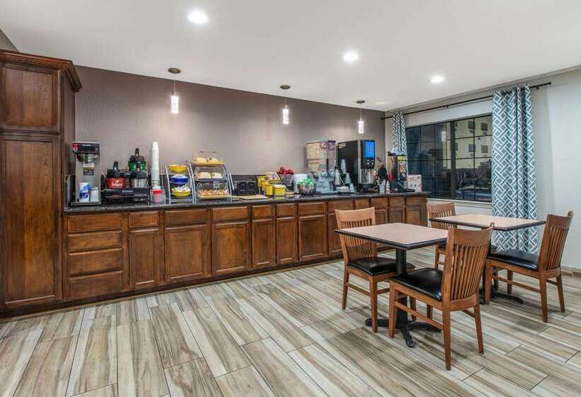 فندق Days Inn By Wyndham Waco Near Downtown University