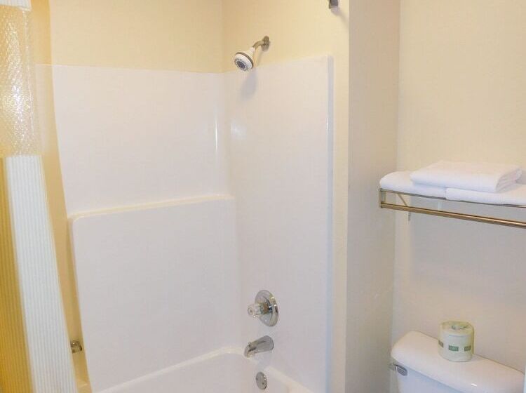 호텔 Days Inn By Wyndham Walcott Davenport