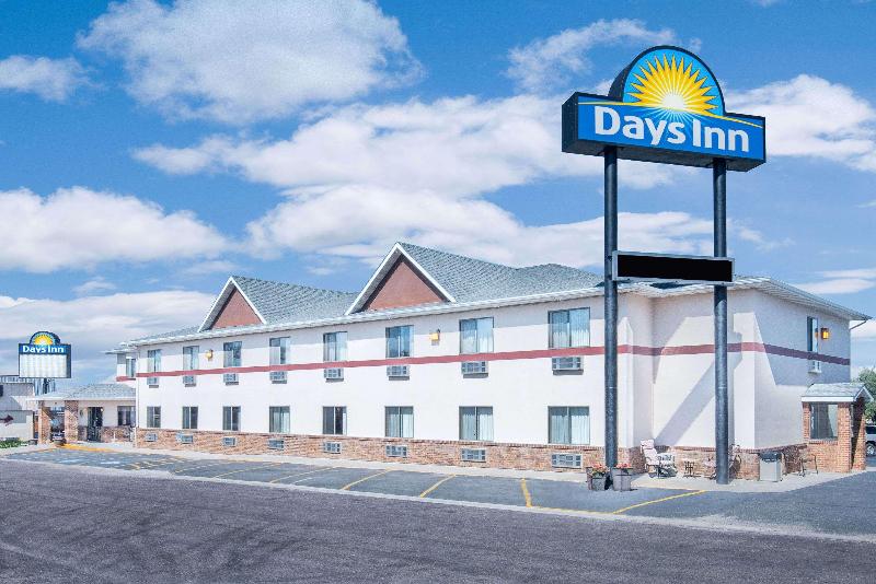 هتل Days Inn By Wyndham Wall