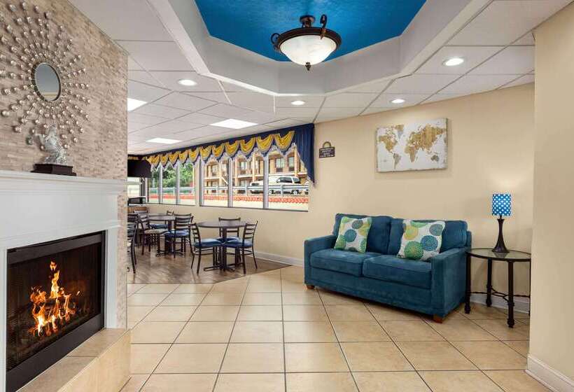 호텔 Days Inn By Wyndham Weldon Roanoke Rapids