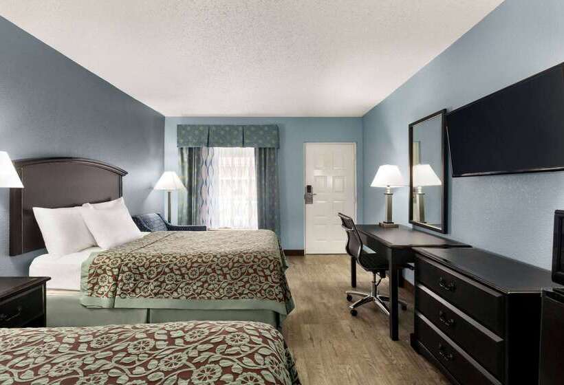 Отель Days Inn By Wyndham Weldon Roanoke Rapids