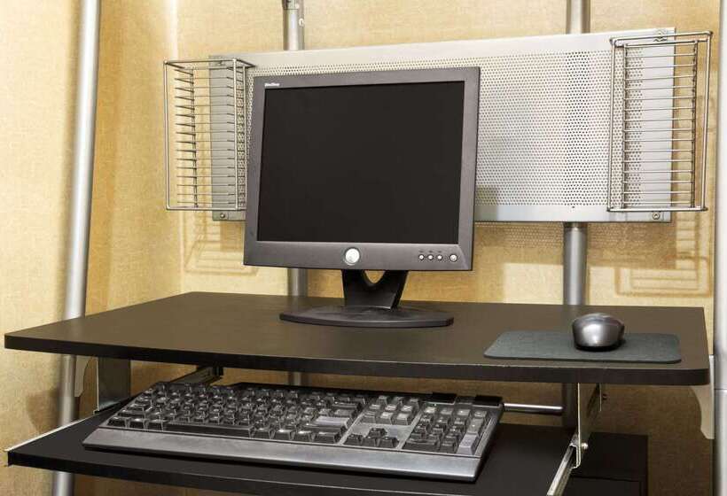 Отель Days Inn By Wyndham Weldon Roanoke Rapids