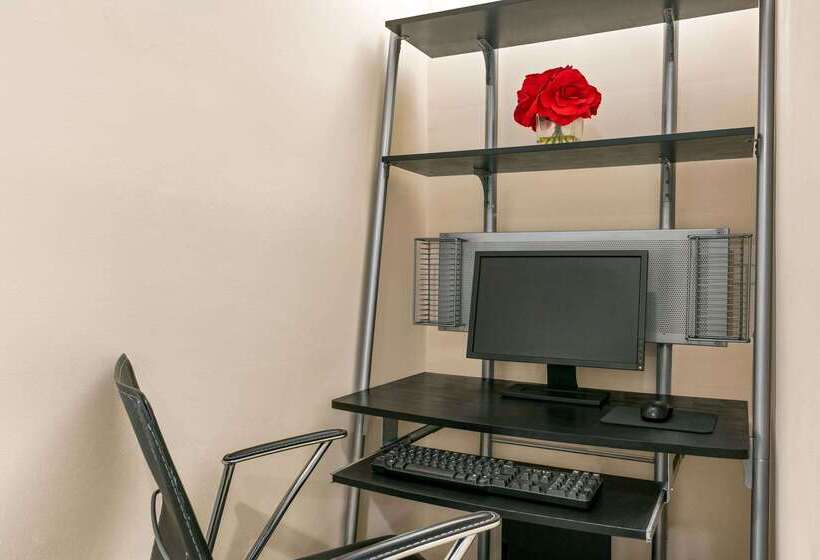 호텔 Days Inn By Wyndham Weldon Roanoke Rapids