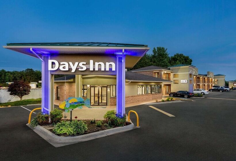 Отель Days Inn By Wyndham Weldon Roanoke Rapids