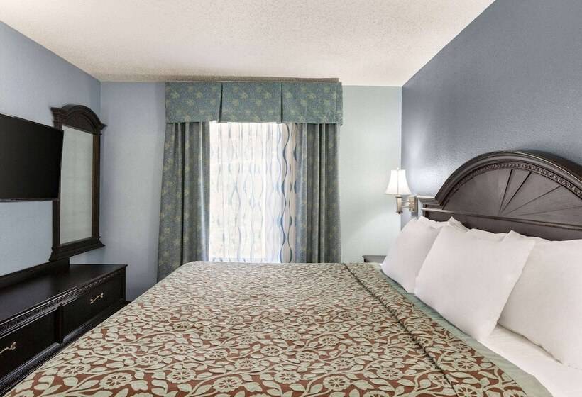 Отель Days Inn By Wyndham Weldon Roanoke Rapids
