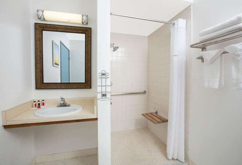 فندق Days Inn By Wyndham Woodland