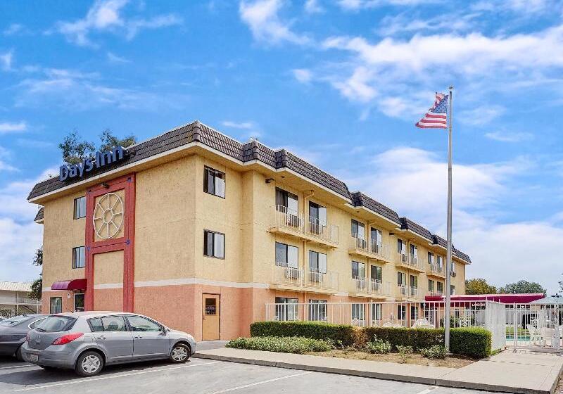 فندق Days Inn By Wyndham Woodland