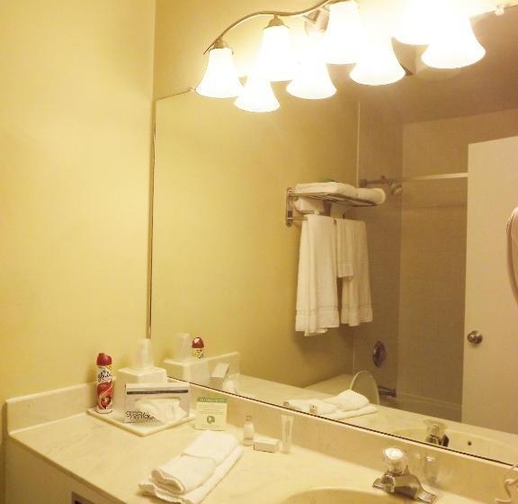 호텔 River Edge Inn