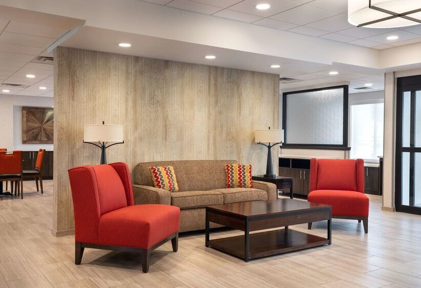 בית מלון כפרי Days Inn & Suites By Wyndham Denver International Airport