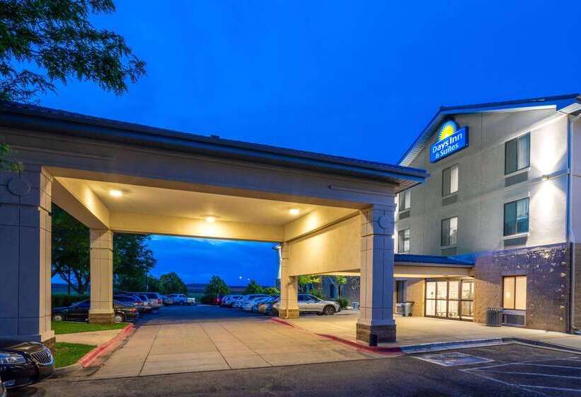 酒店 Days Inn & Suites By Wyndham Denver International Airport